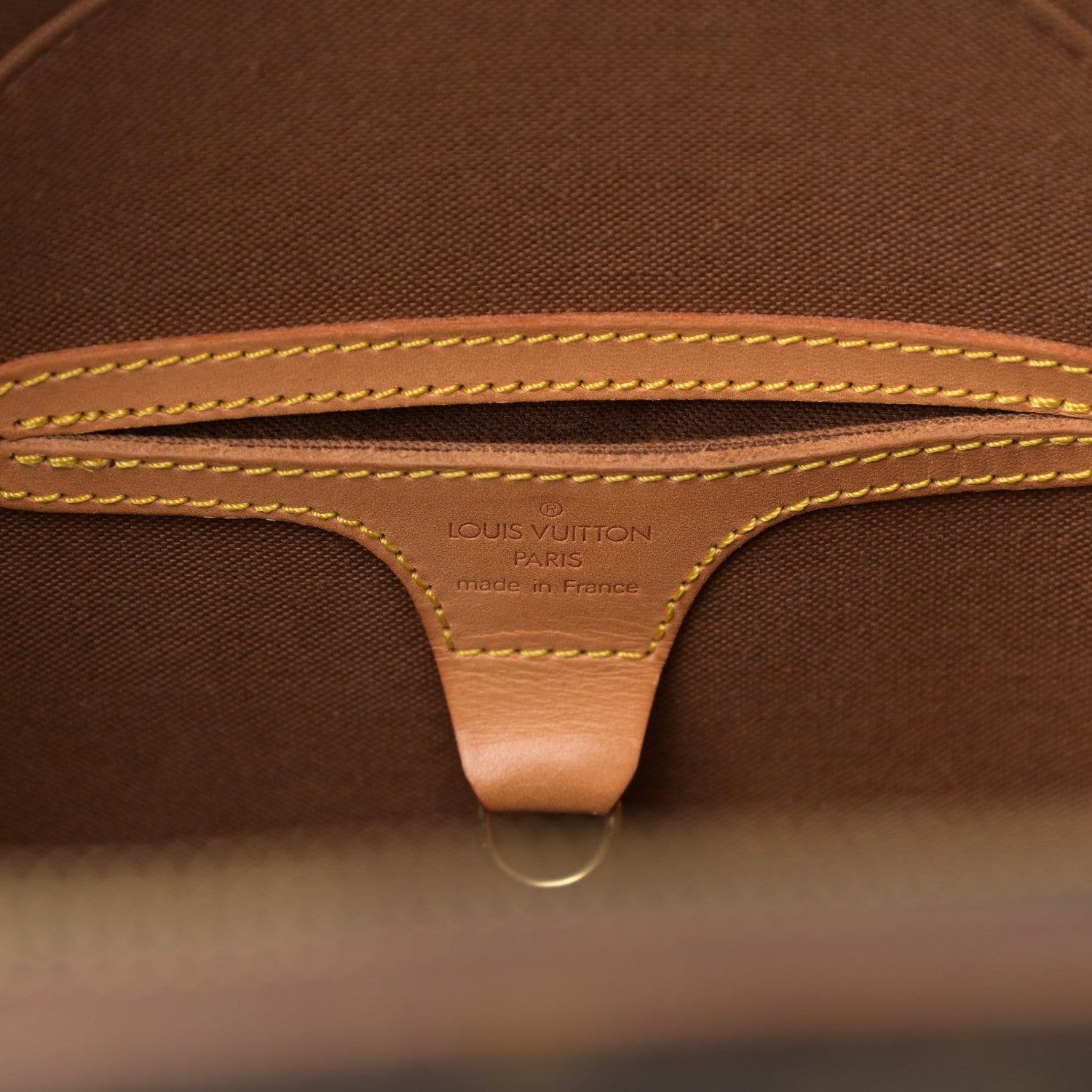 Louis Vuitton Monogram Ellipse MM 6 of 17