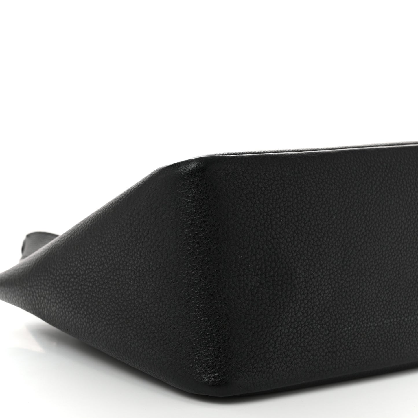 Vitello Daino Soft Medium Dynamique Tote Black