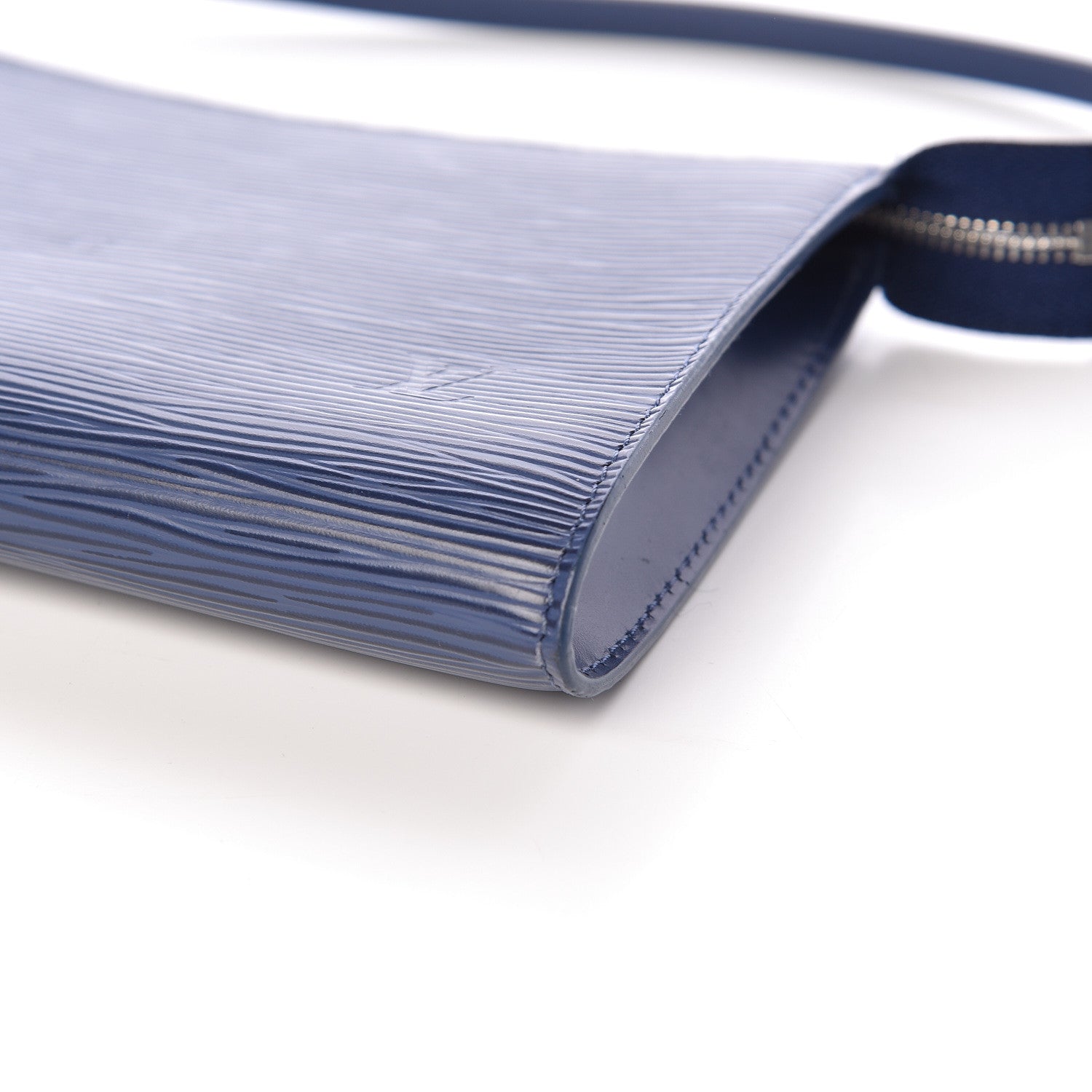 Louis Vuitton Epi Pochette Accessories 24 Myrtille 8 of 8