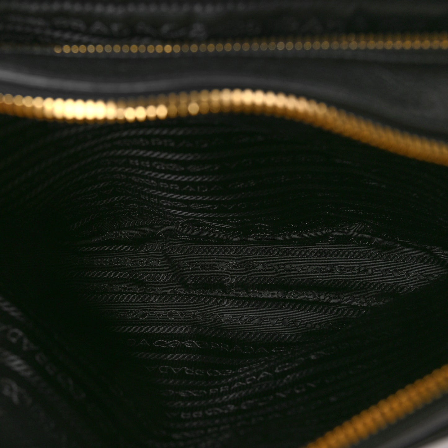 Vitello Phenix Camera Bag Black