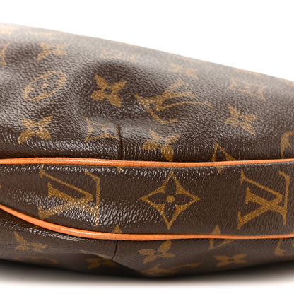 Louis Vuitton Monogram Croissant MM 9 of 11