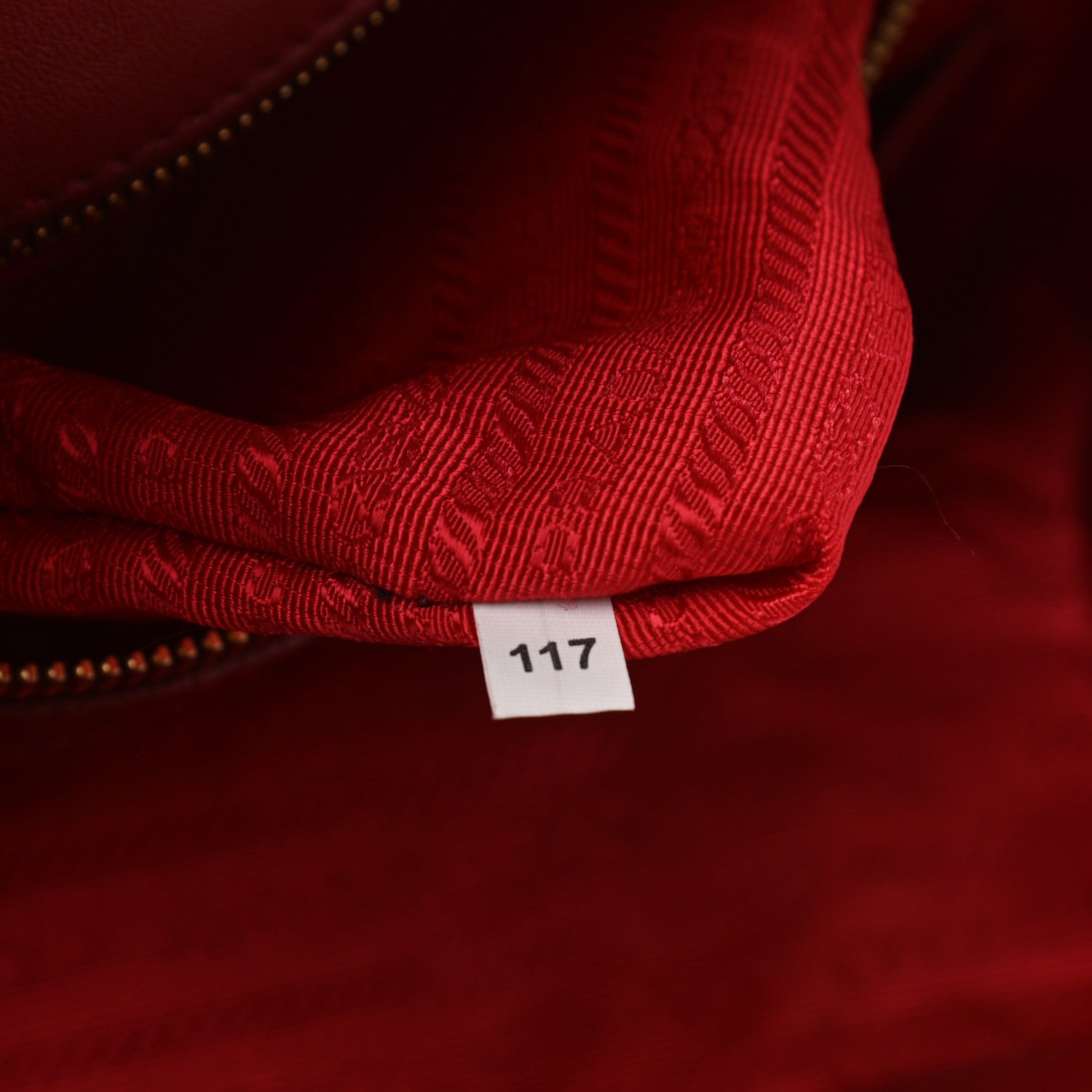 Prada Tessuto Nylon Gaufre Tote Rosso 8 of 19
