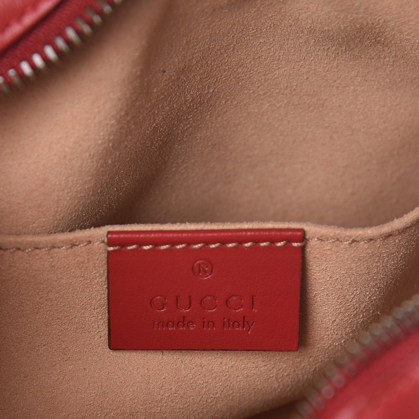 Calfskin Matelasse Mini GG Marmont Chain Shoulder Bag Hibiscus Red