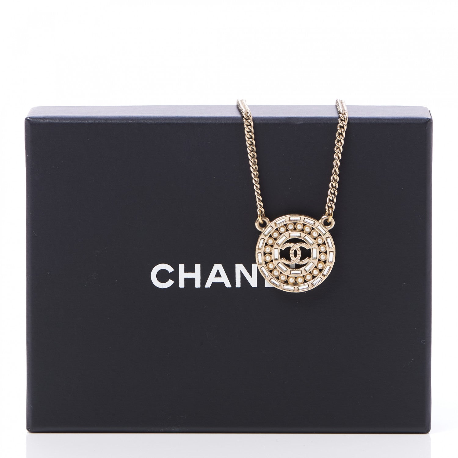 Chanel Pearl Baguette Crystal CC Medallion Necklace Gold 6 of 6