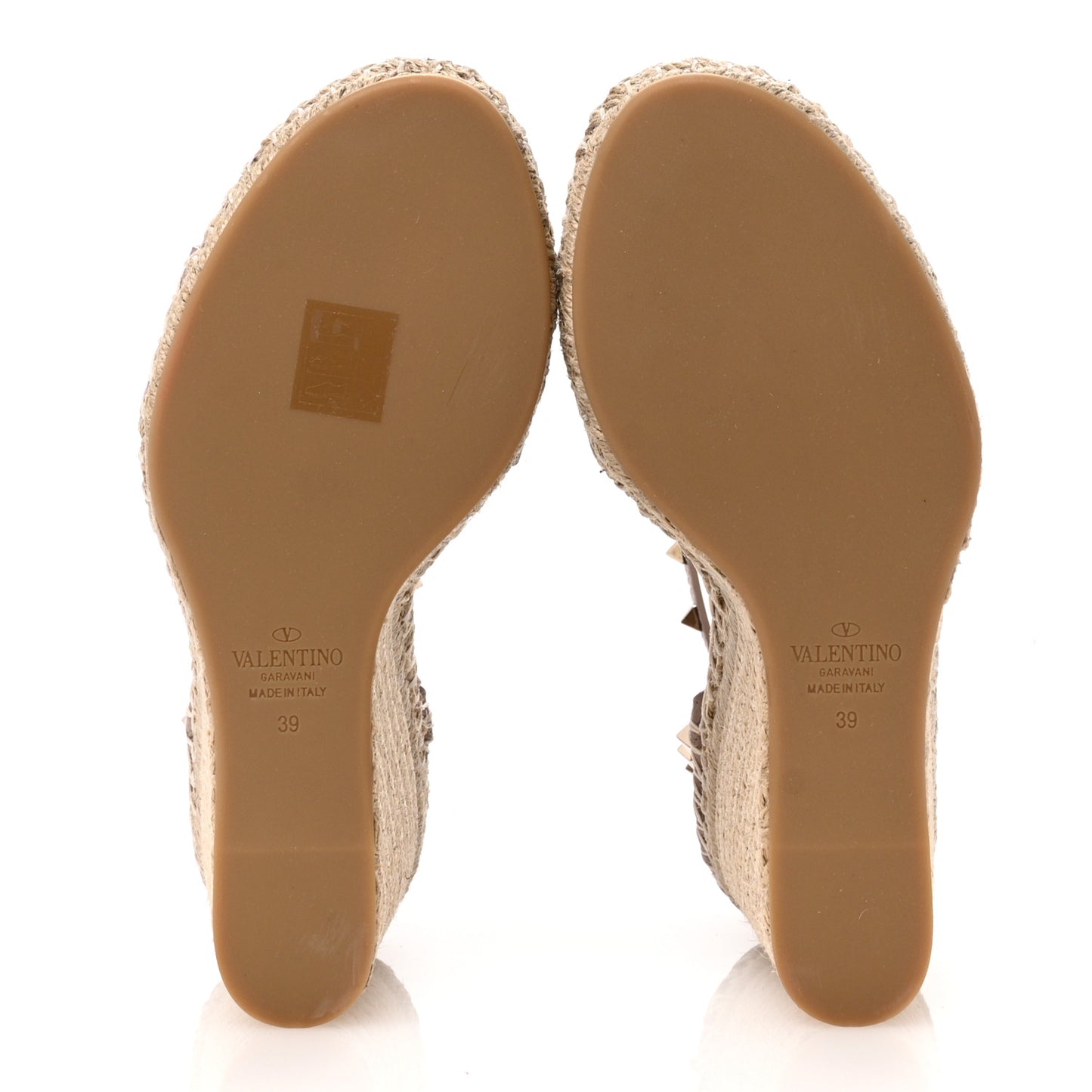 Grained Calfskin Rockstud Ankle Strap Espadrille 15/105mm Wedge Sandals 39 Poudre Natural
