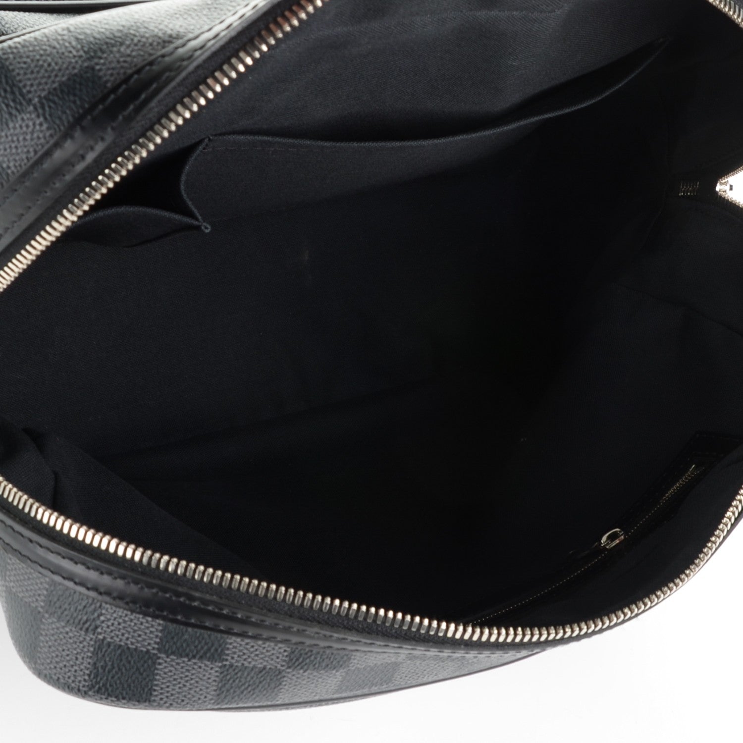 Louis Vuitton Damier Graphite Ieoh Messenger Bag 5 of 7