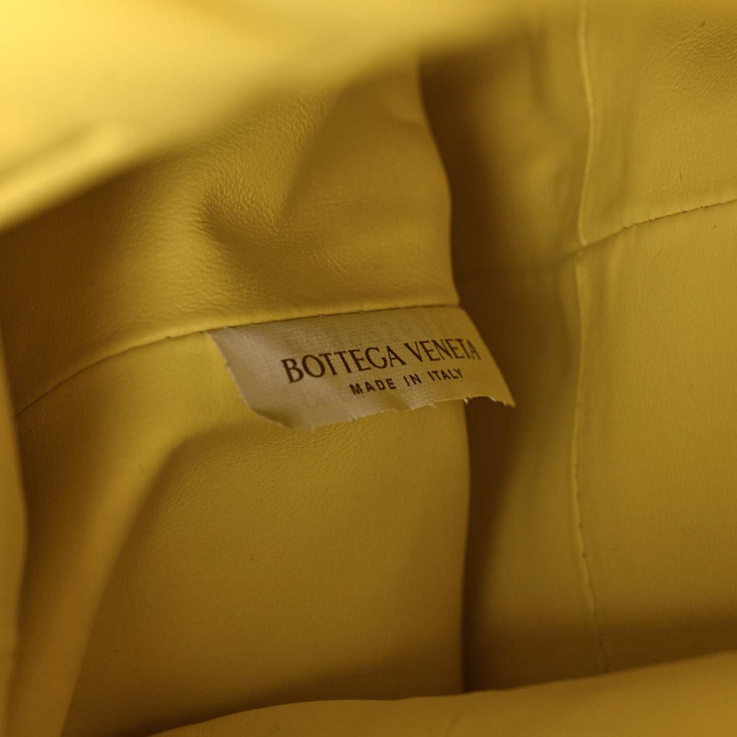 Smooth Butter Calfskin Small The Shoulder Pouch Sherbert