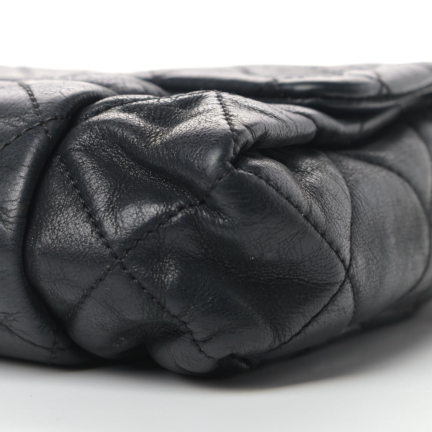 Iridescent Calfskin Quilted Small Chic Quilt Flap Black