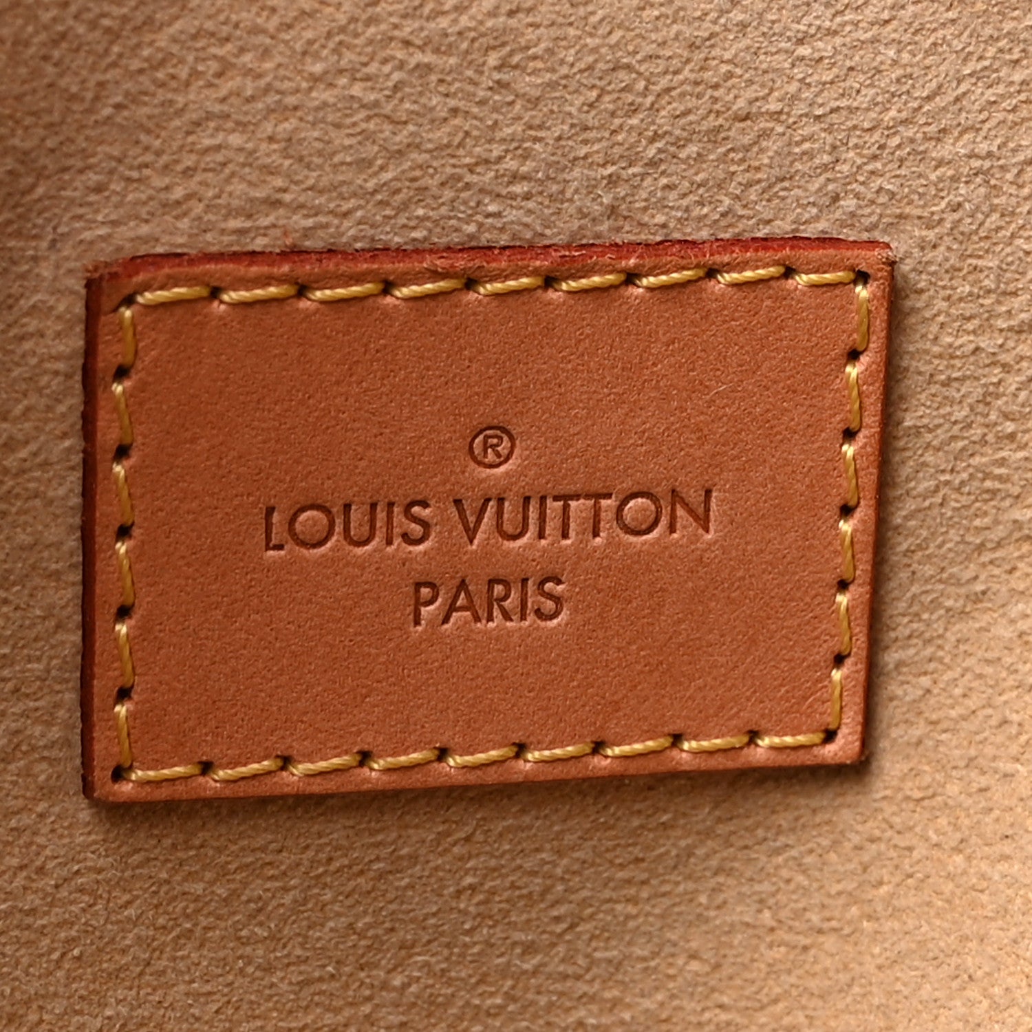 Louis Vuitton Monogram Artsy MM 6 of 10