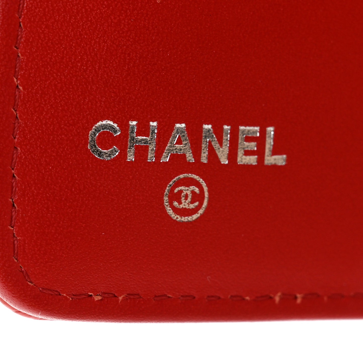 Caviar Timeless CC Zipped Pocket Wallet Red