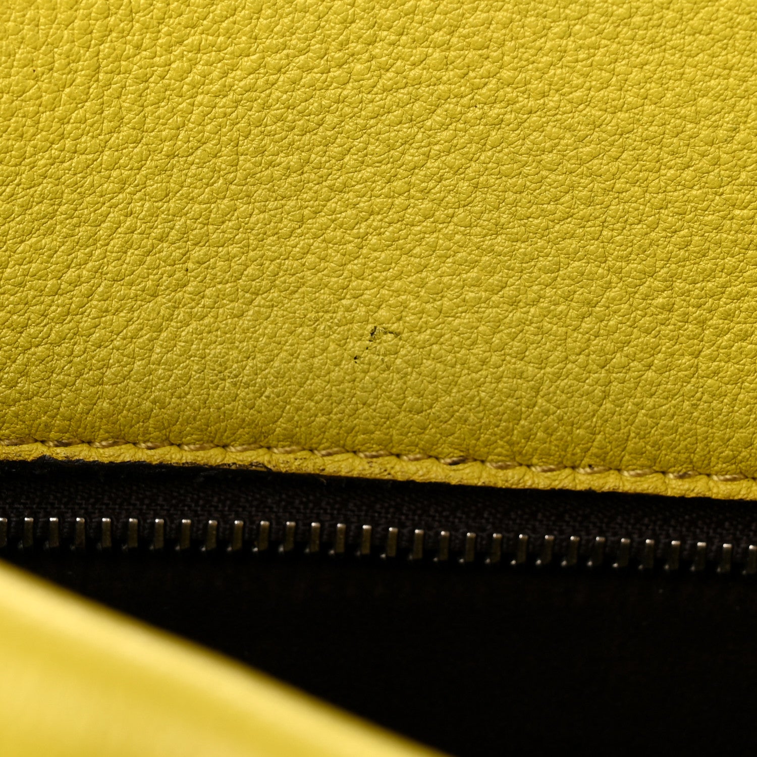 Louis Vuitton Veau Cachemire Tote W PM Pistache 13 of 13