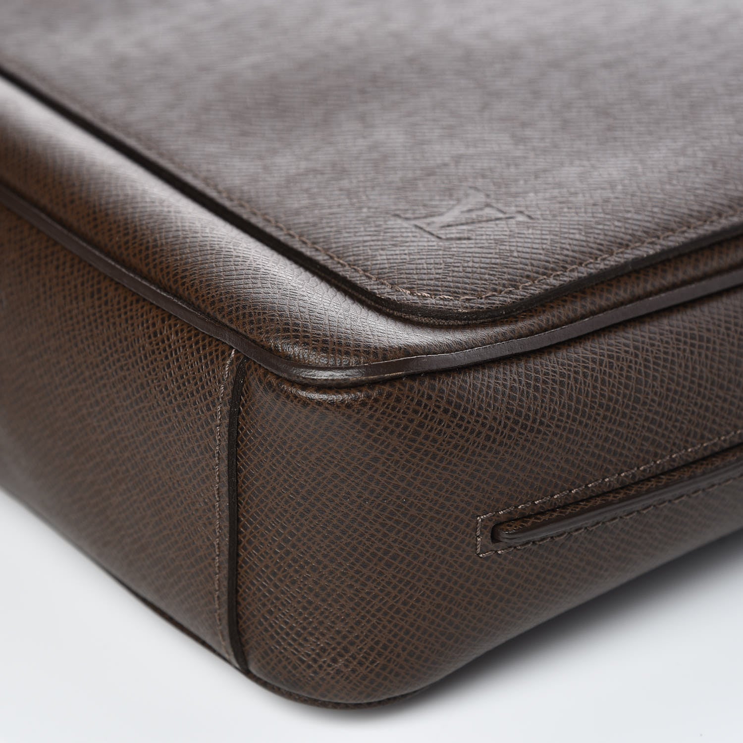 Louis Vuitton Taiga Roman PM Messenger Grizzli 11 of 13