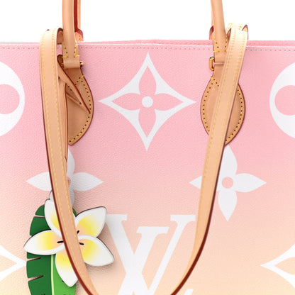 Louis Vuitton Monogram Giant By The Pool Onthego GM Light Pink 8 of 10