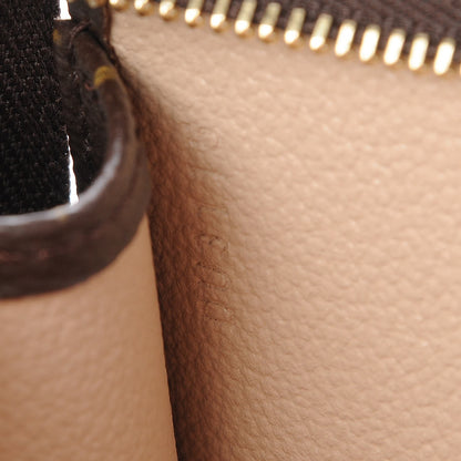 Louis Vuitton Monogram Toiletry Pouch 26 7 of 8