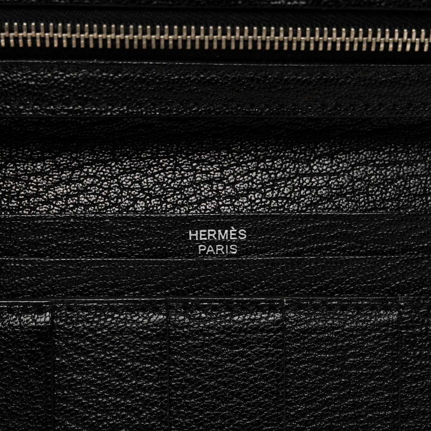 Chèvre Mysore Bearn Gusset Wallet Black