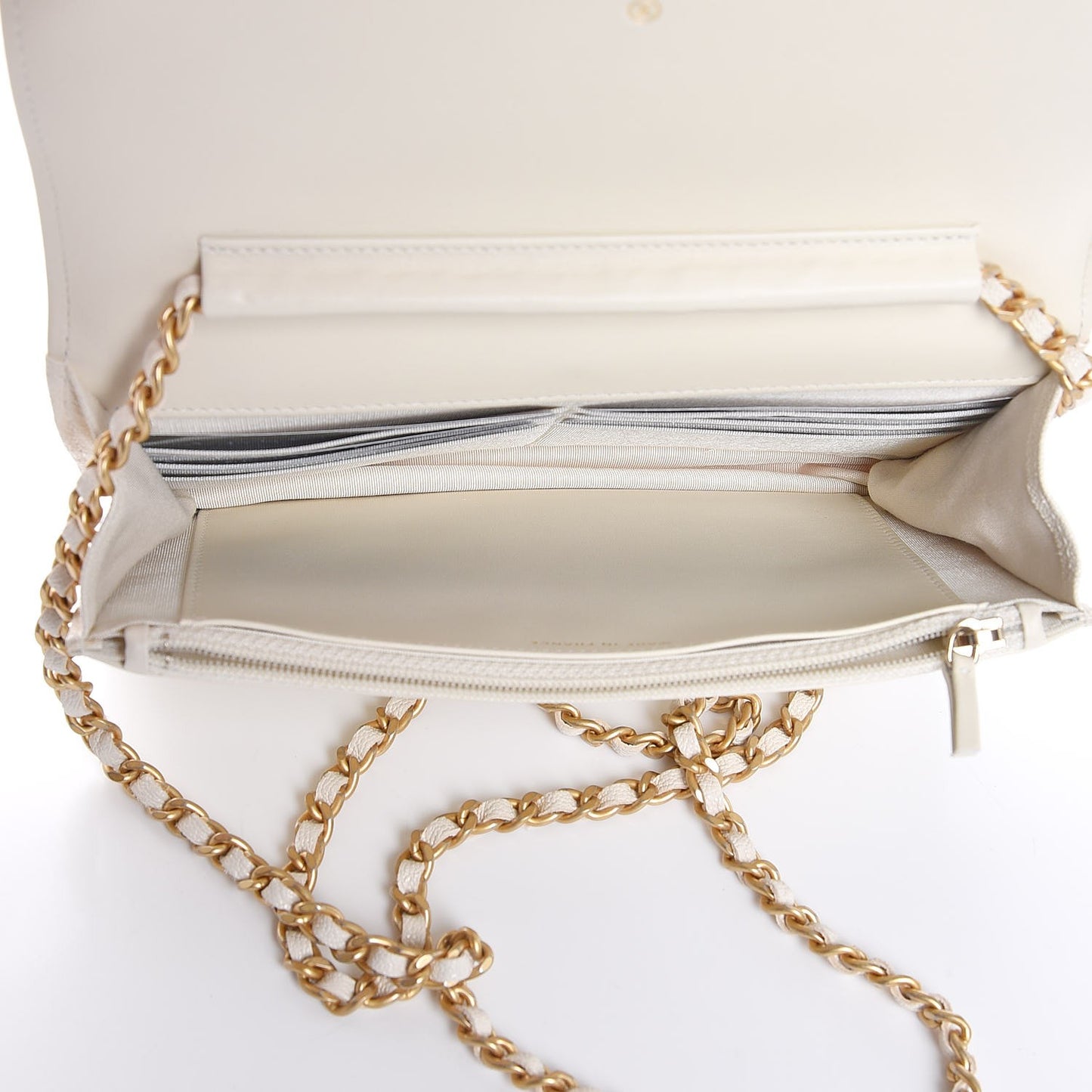 Caviar Quilted Boy Wallet On Chain WOC White