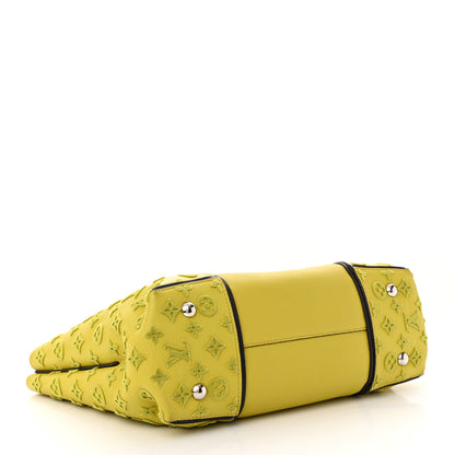 Louis Vuitton Veau Cachemire Tote W PM Pistache 4 of 12