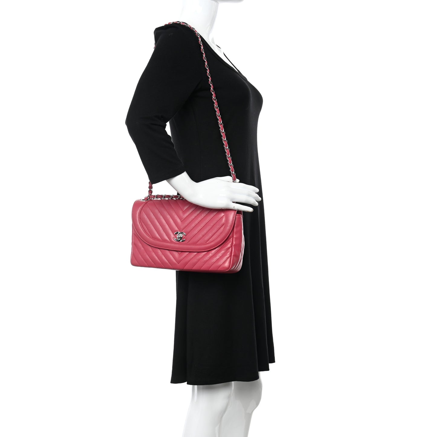 Lambskin Chevron Medium Single Flap Fuchsia