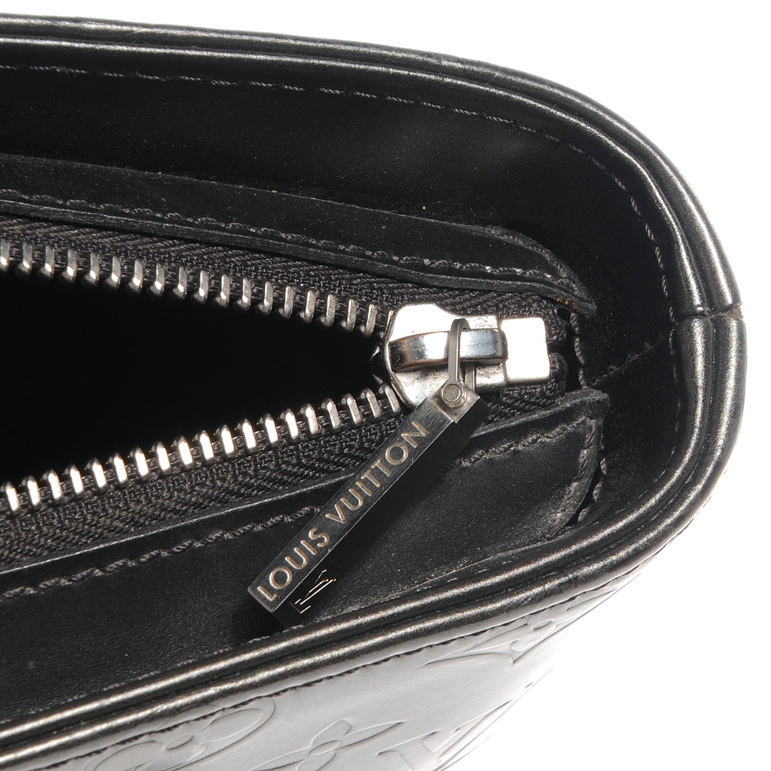Louis Vuitton Mat Monogram Willwood Black 7 of 8