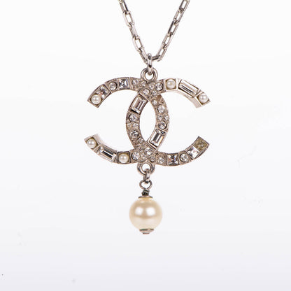 Chanel Pearl Baguette Crystal CC Chain Necklace Silver 3 of 5