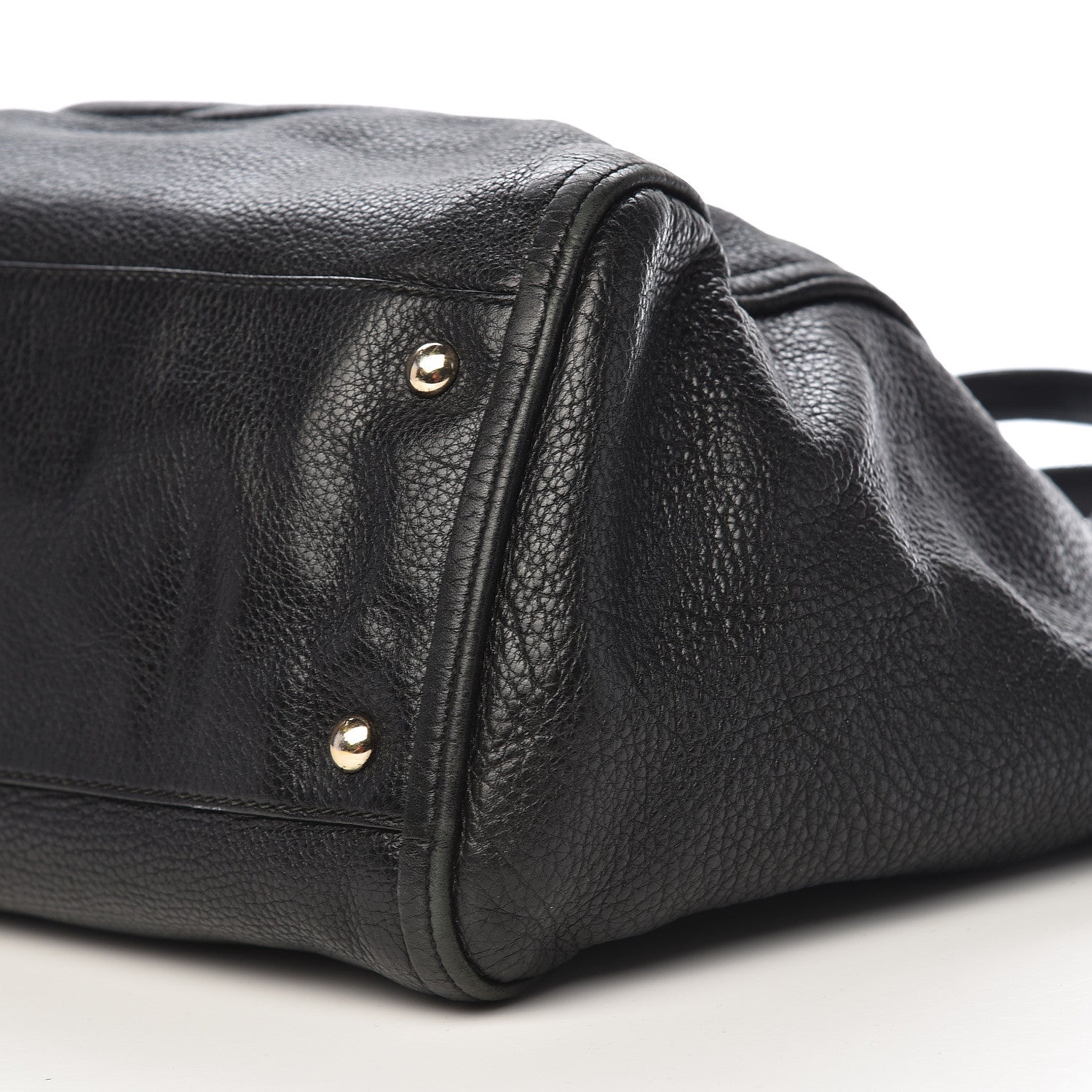 Gucci Pebbled Calfskin Medium Soho Shoulder Bag Black 18 of 19