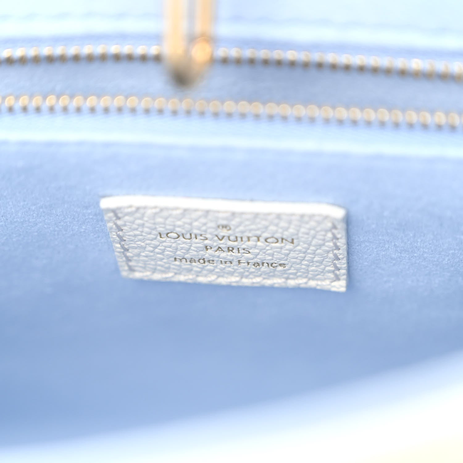 Louis Vuitton Empreinte Monogram Giant Onthego PM Latte Candy Blue 6 of 9