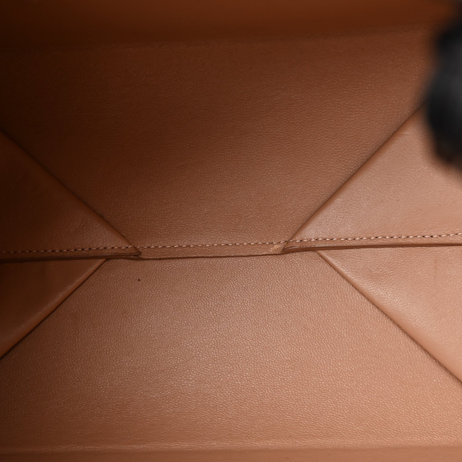 Alaia Calfskin Clou Etoile Strap Mina 25 Bag Black 6 of 13