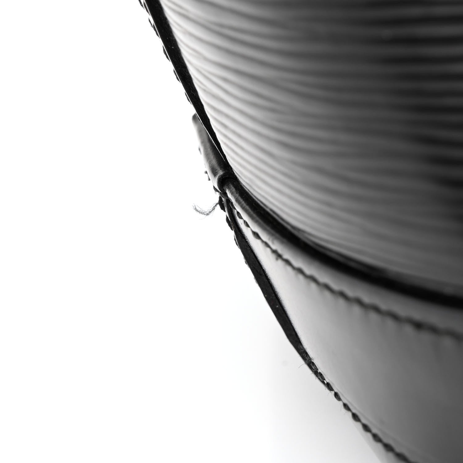 Louis Vuitton Epi Noe Black 11 of 16