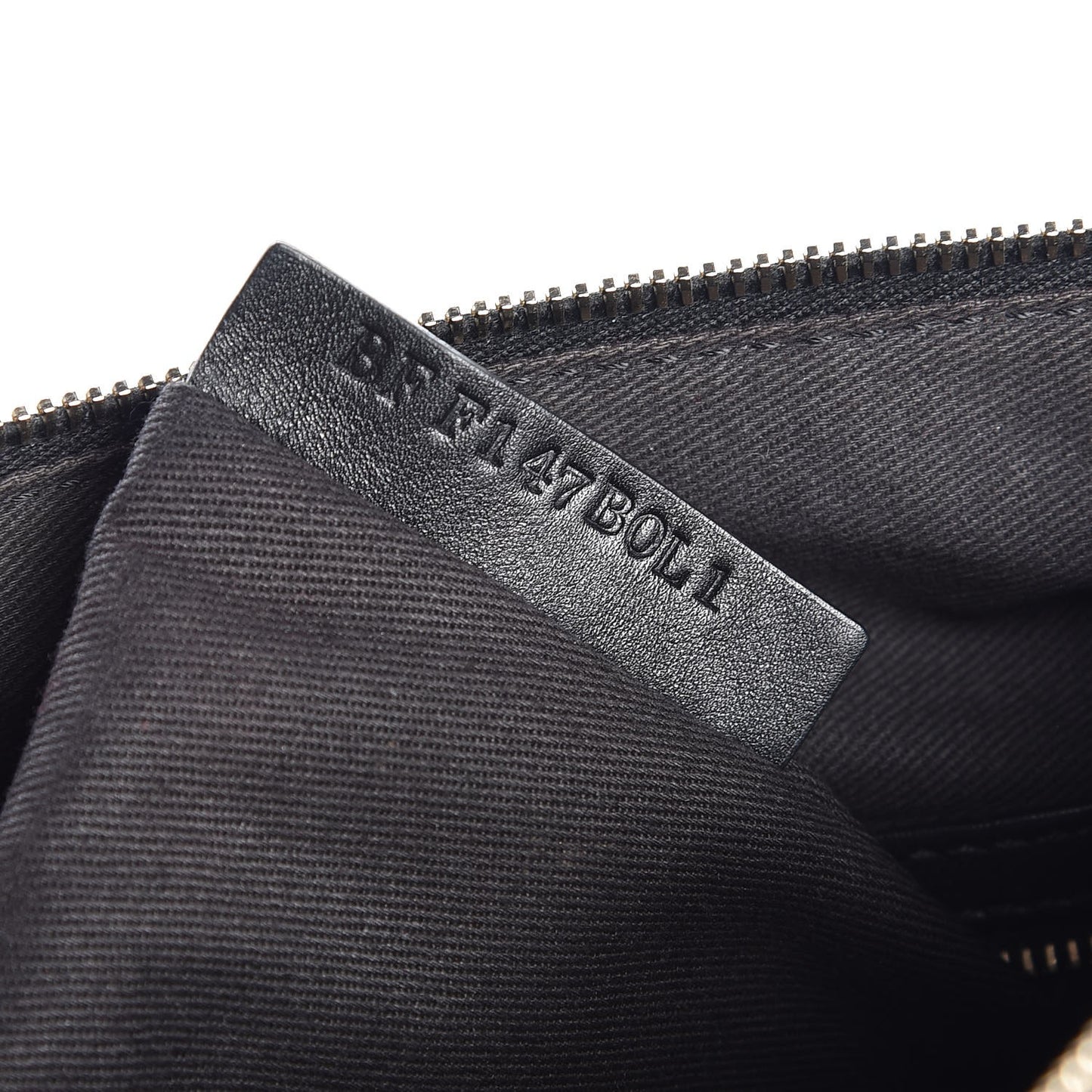 Vitello Large Rockstud Zip Wristlet Pouch Black
