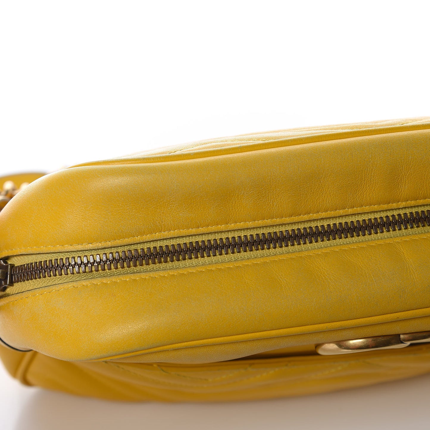 Calfskin Matelasse Medium GG Marmont Chain Shoulder Bag Stone Topaz
