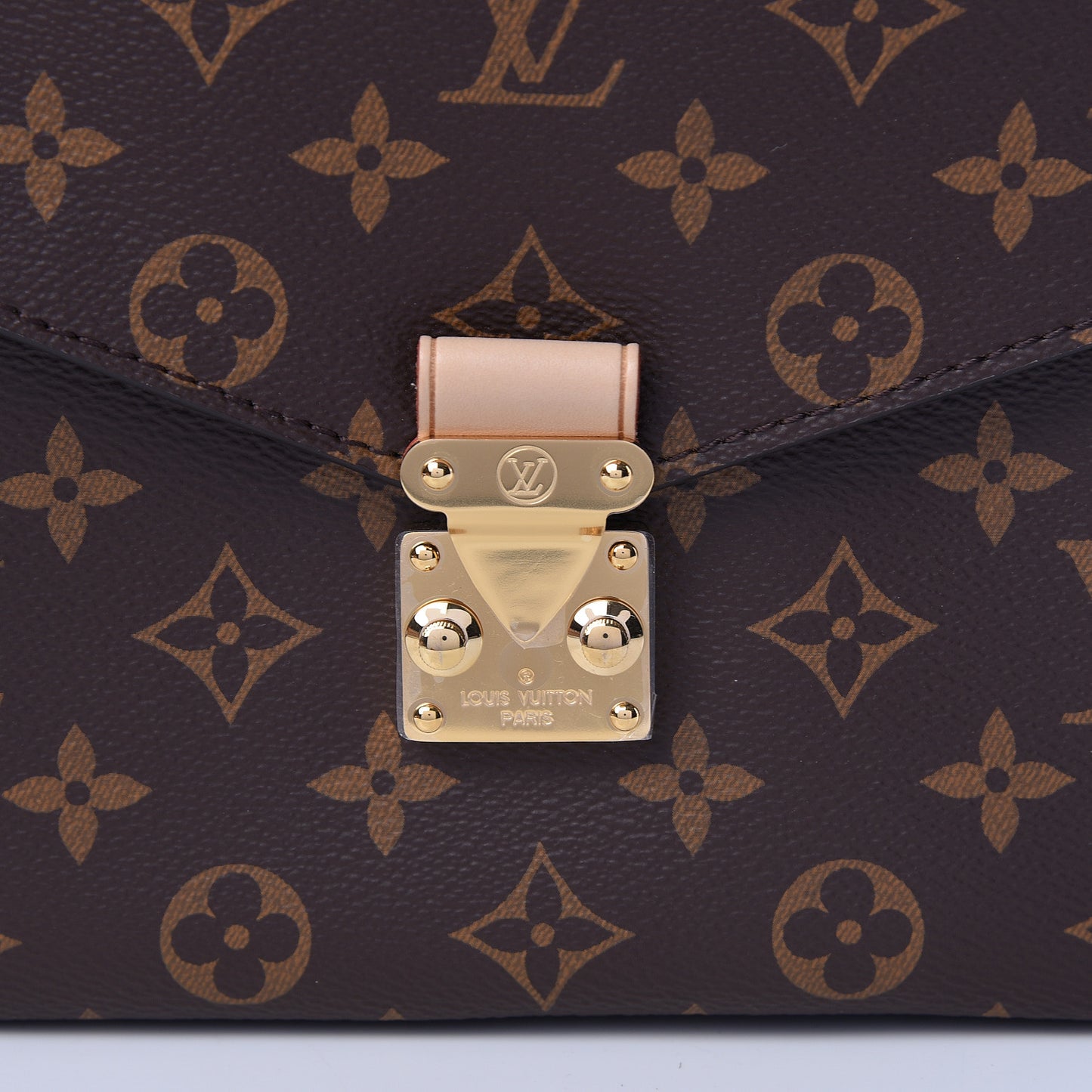 Monogram Pochette Metis