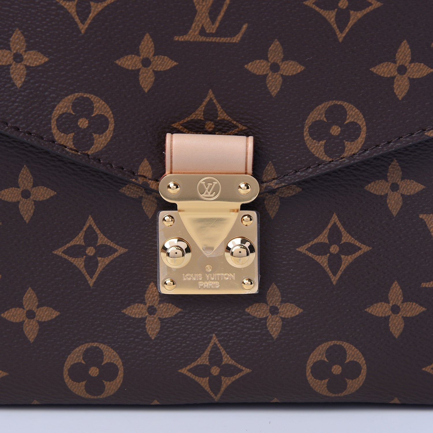 Louis Vuitton Monogram Pochette Metis 8 of 10