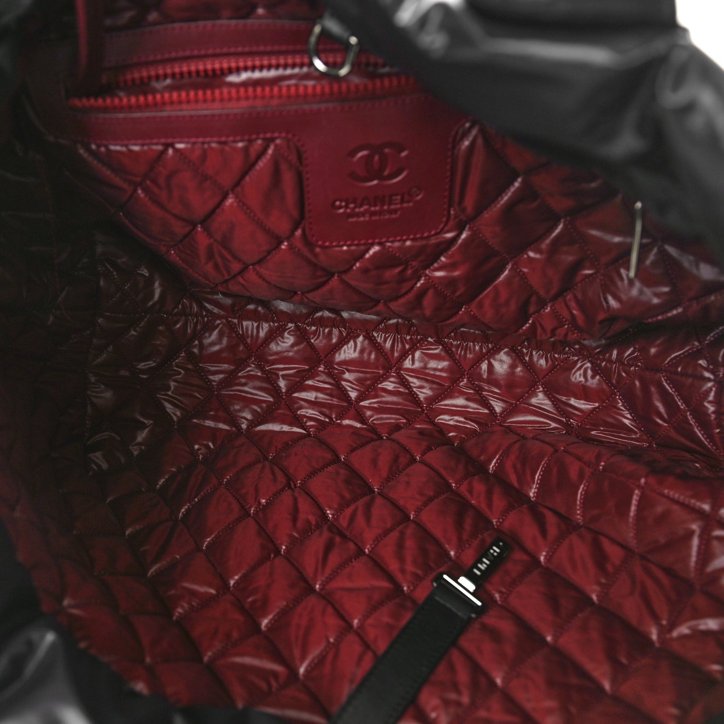 Nylon Quilted Coco Cocoon Reversible Tote Black