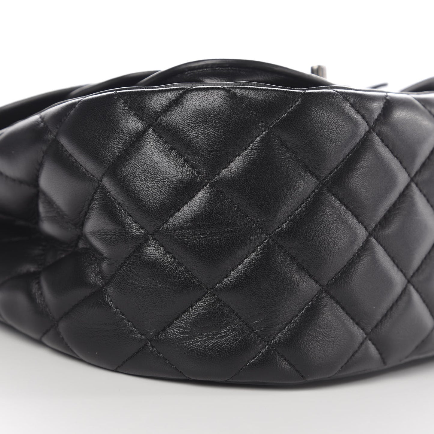 Lambskin Quilted Messenger Flap Black