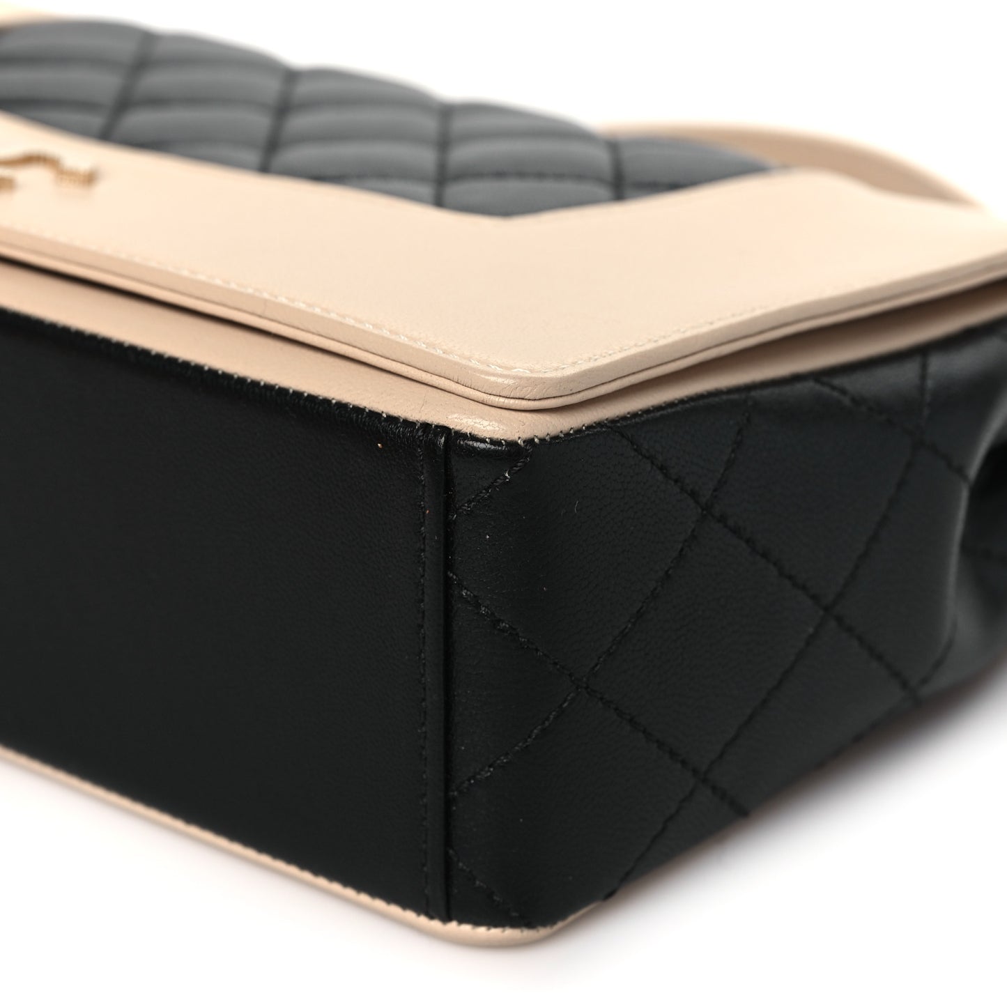 Sheepskin Quilted Vintage Mademoiselle Flap Beige Black