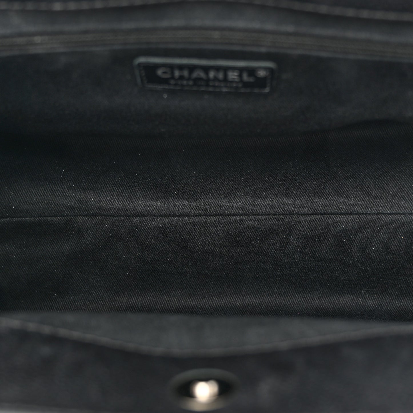 Soft Caviar Quilted CC Timeless Tote Black