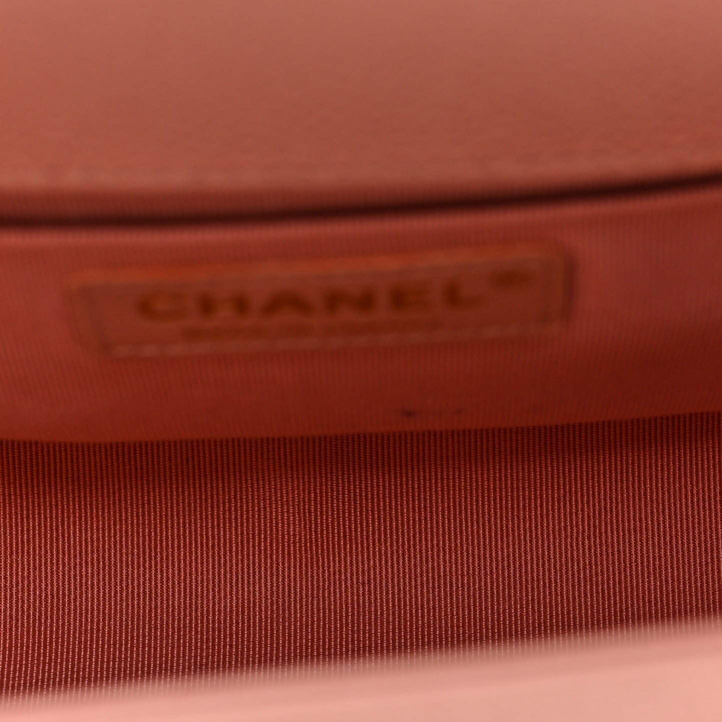 Caviar Quilted Medium Boy Flap Light Pink