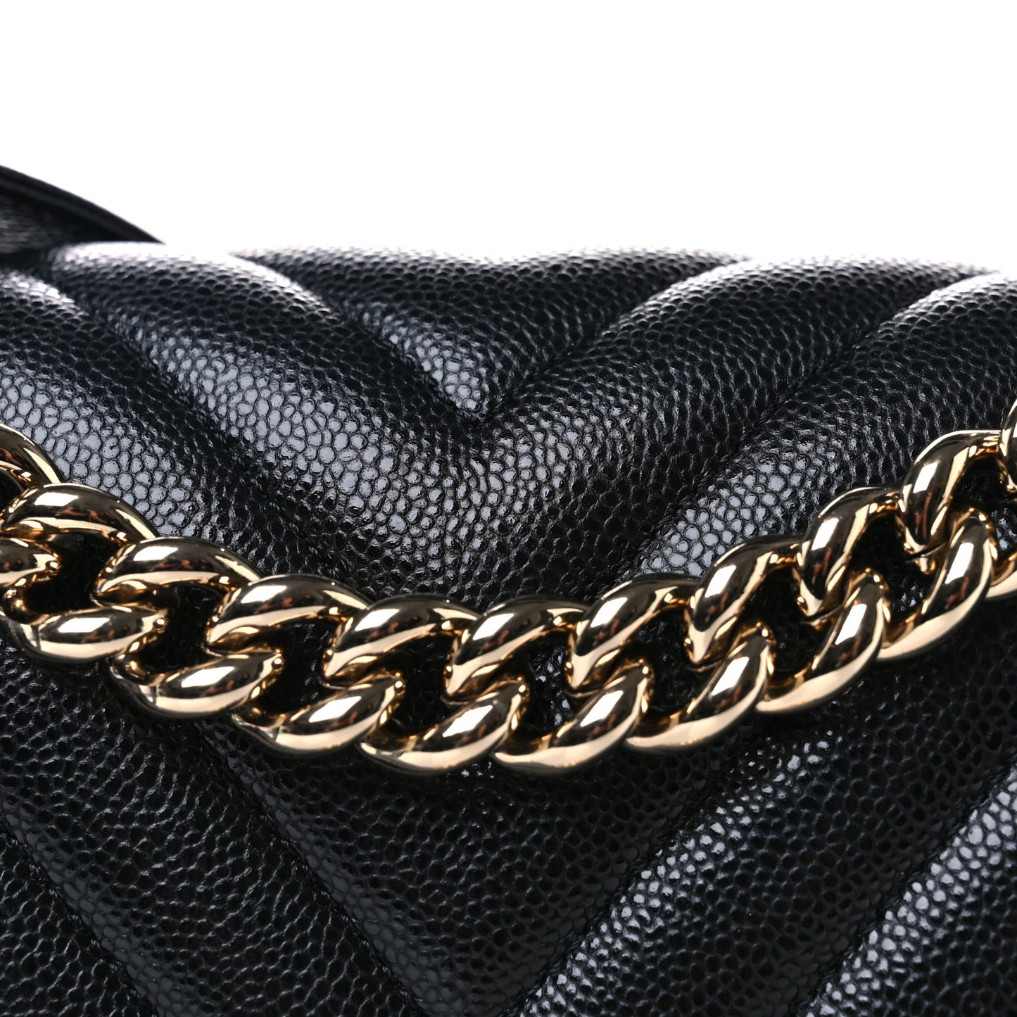 Caviar Chevron Quilted Medium Boy Flap Black