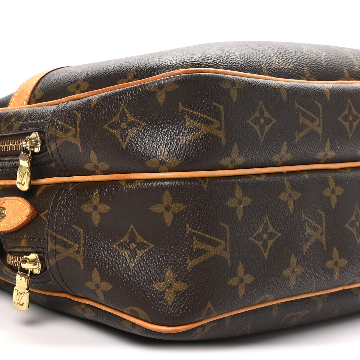 Louis Vuitton Monogram Reporter PM 9 of 10