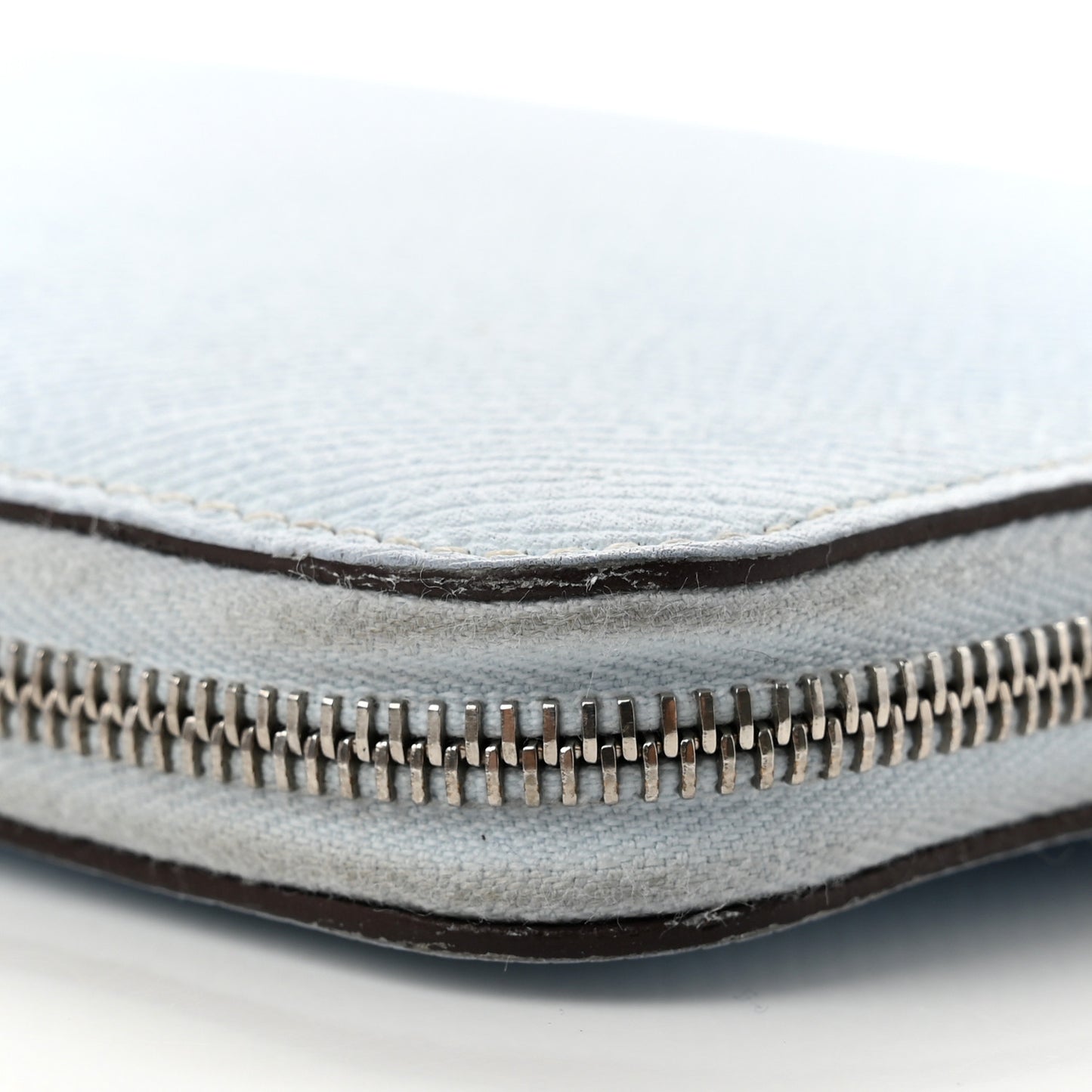Epsom Silk'in Wallet Bleu Brume
