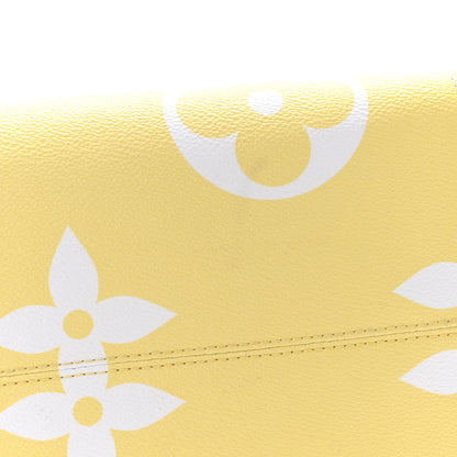 Louis Vuitton Monogram Giant By The Pool Onthego GM Light Pink 12 of 12