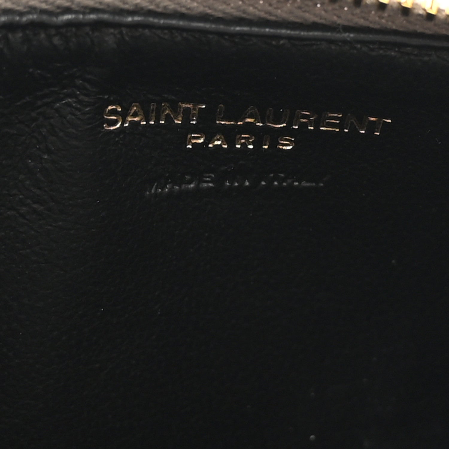 Saint Laurent Grain De Poudre Matelasse Chevron Monogram Fragments Zippered Card Case Pebble 7 of 8
