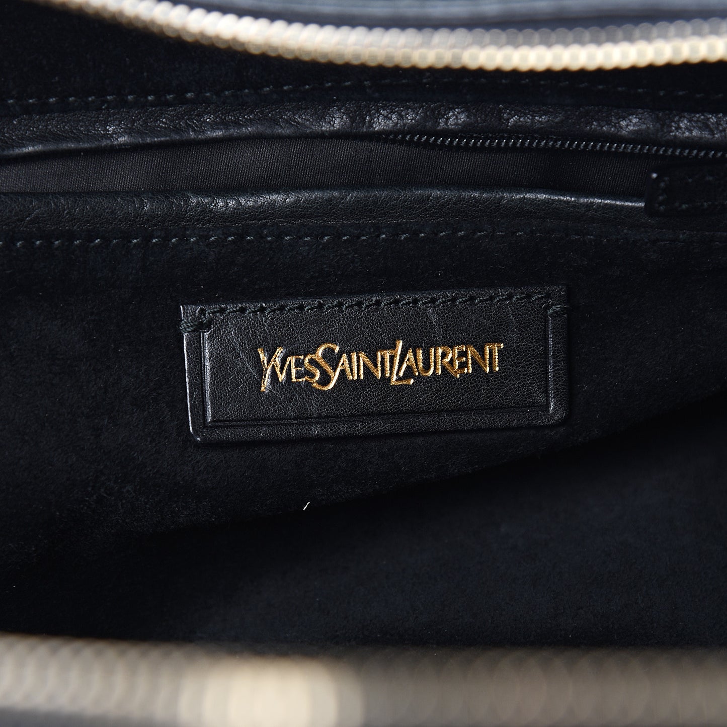 Calfskin Rock Studded Easy Sac Black