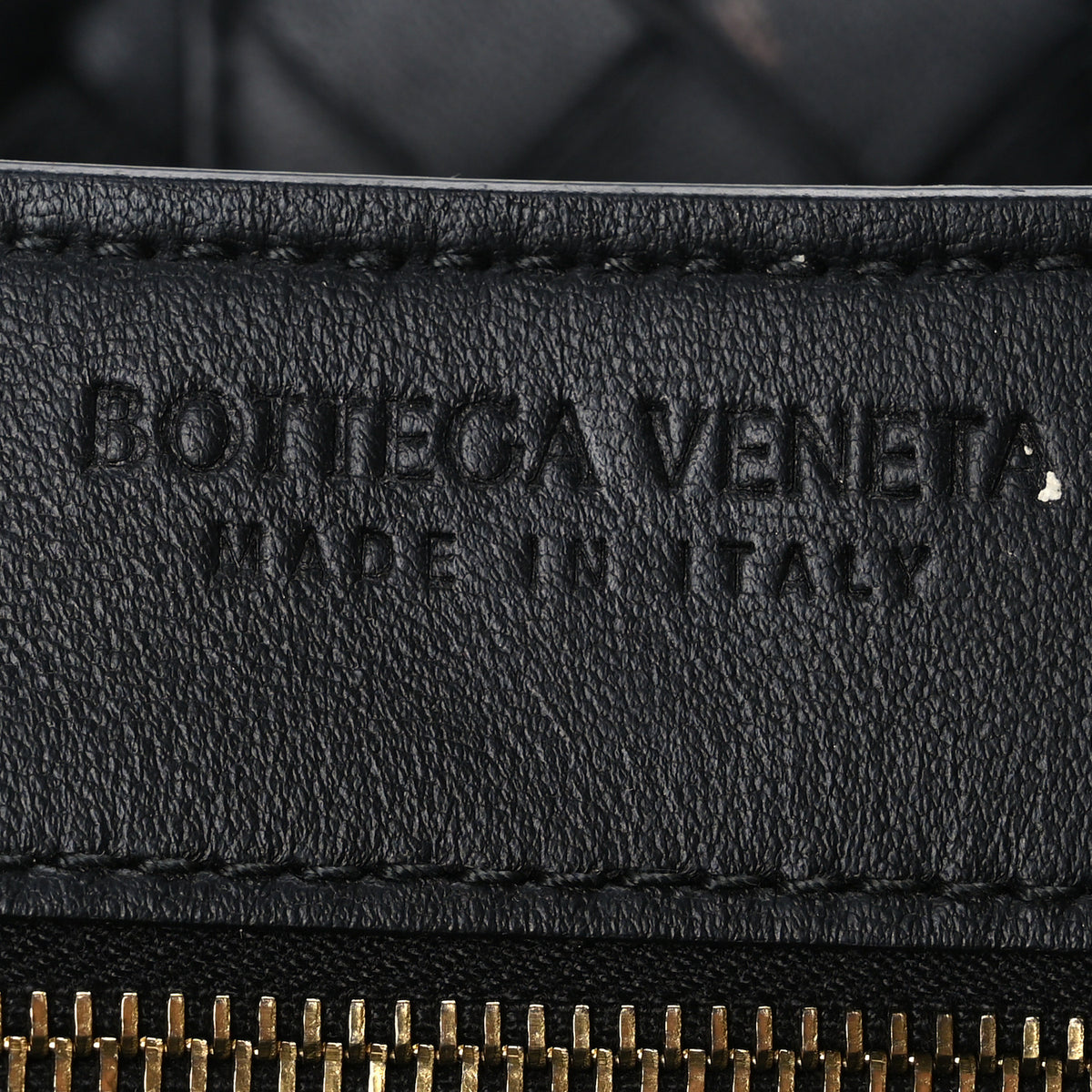 Nappa Intrecciato Medium Andiamo Shoulder Bag Black