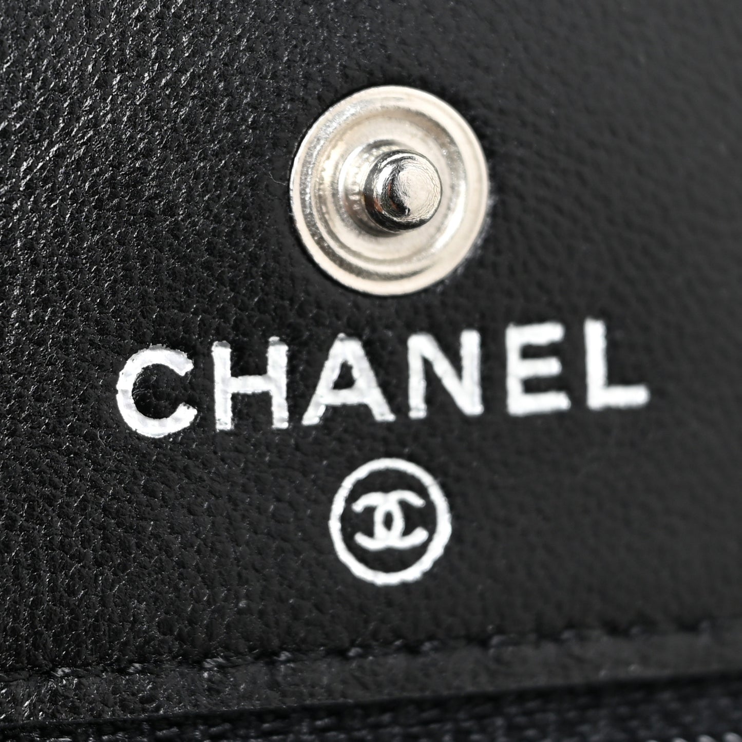 Lambskin Quilted Wallet On Chain WOC Black