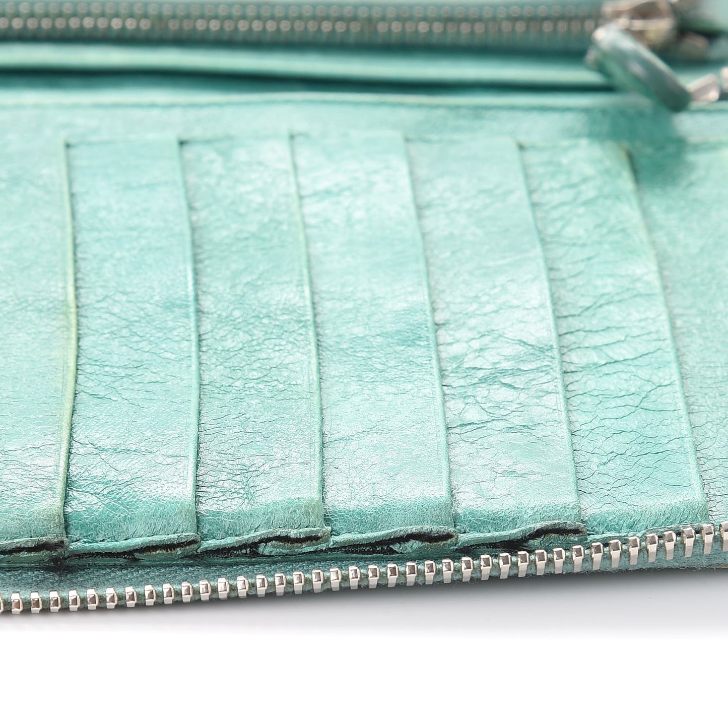 Agneau Giant 12 Silver Hardware Compagnon Wallet Papeete