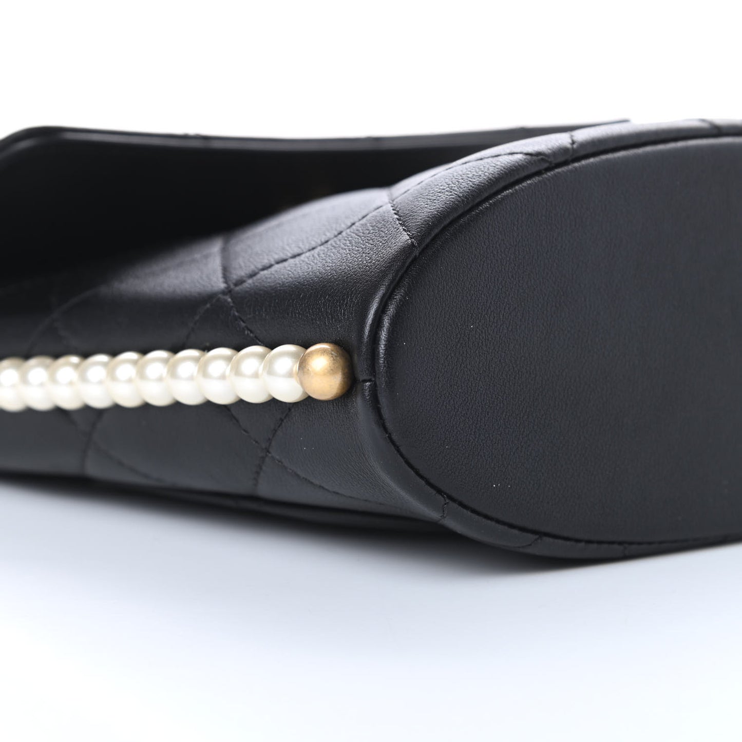 Calfskin Quilted Pearl Small About Pearls Hobo Bag Black