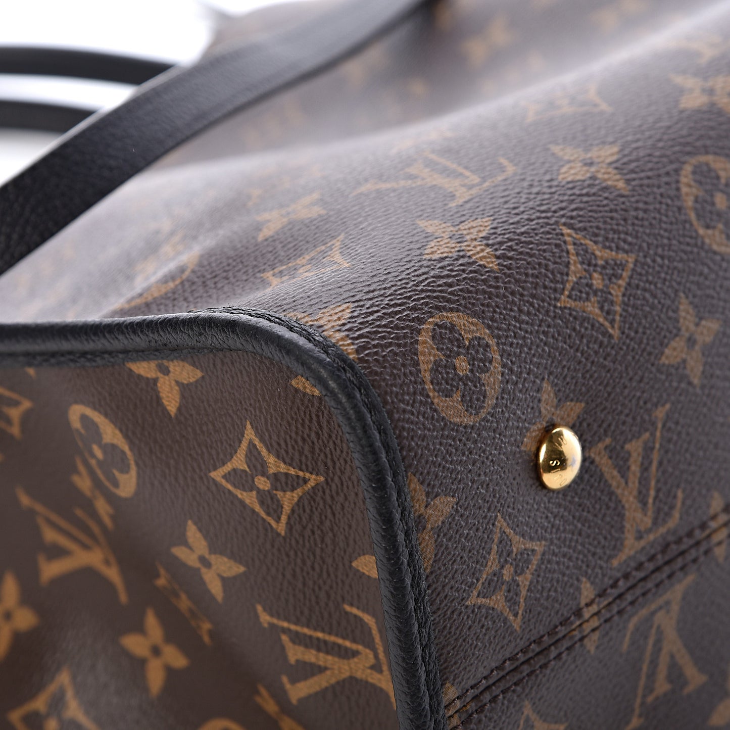 Monogram Popincourt MM Black
