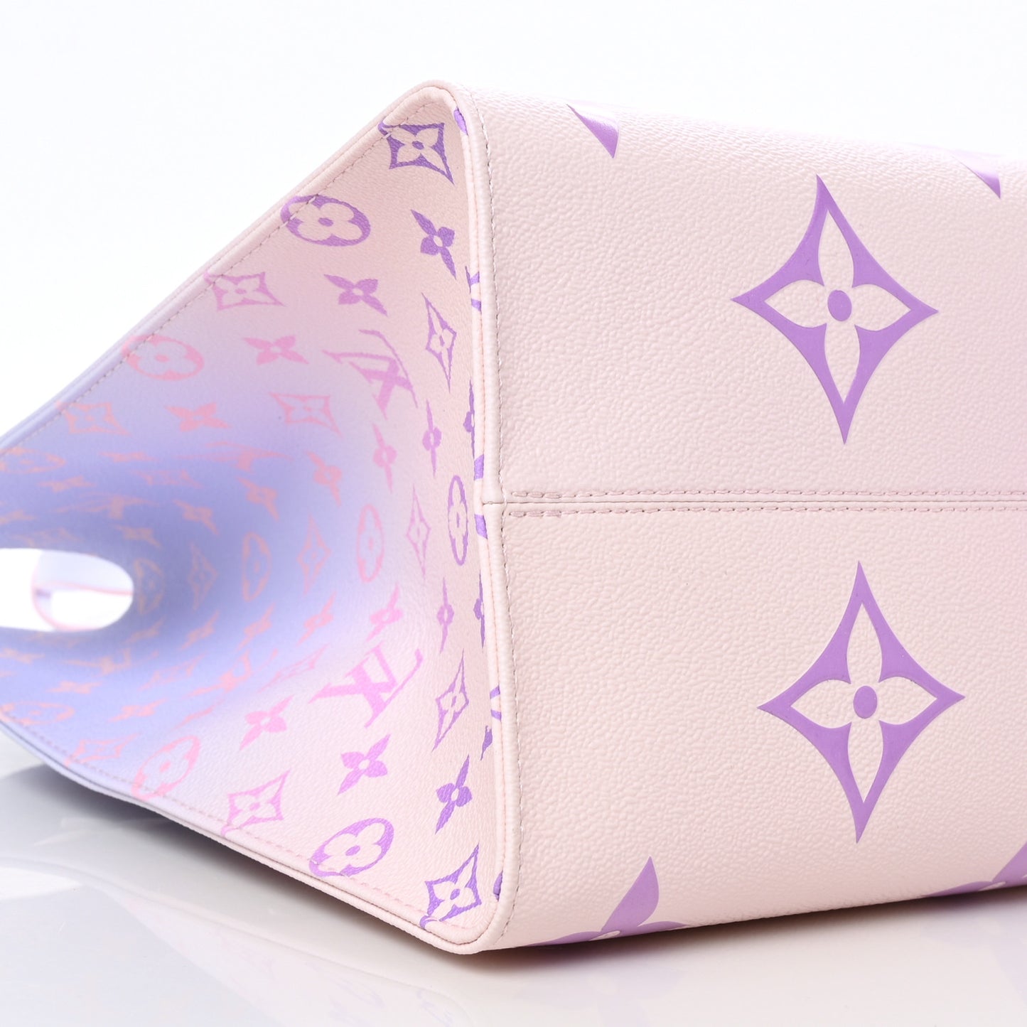Monogram Giant Spring In The City Onthego GM Sunrise Pastel