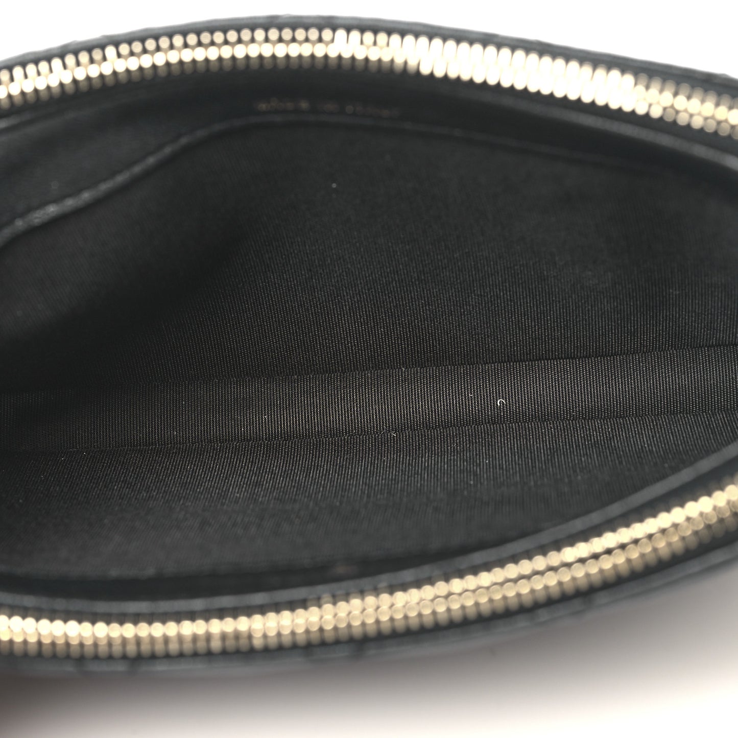 Iridescent Lambskin Quilted Pearl Clutch With Chain Black